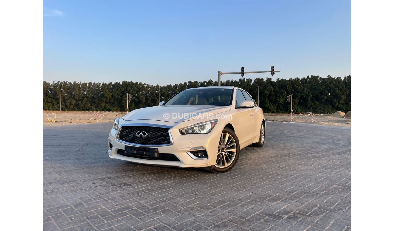 Infiniti Q50 Turbo 2.0L