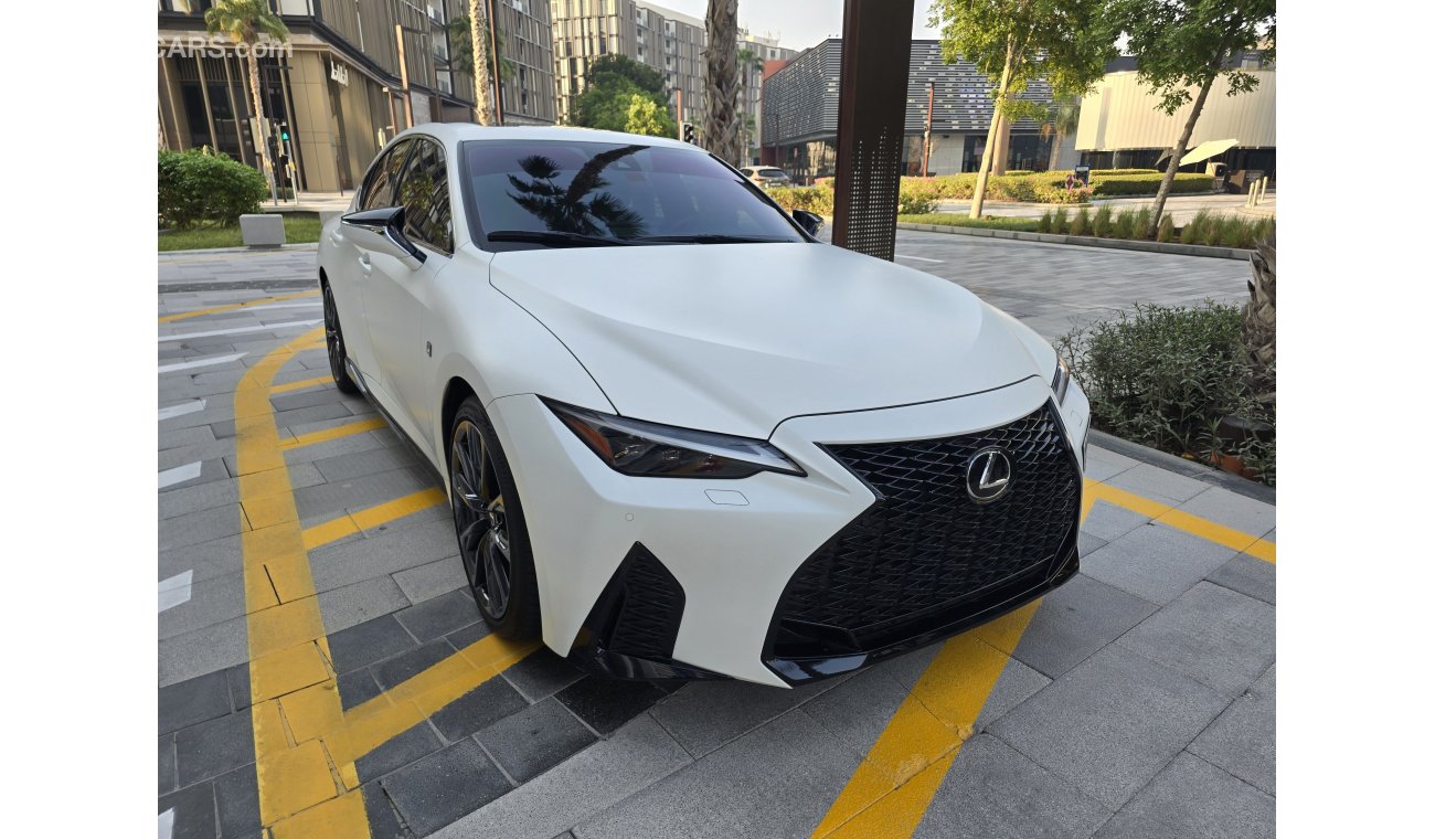 Lexus IS350