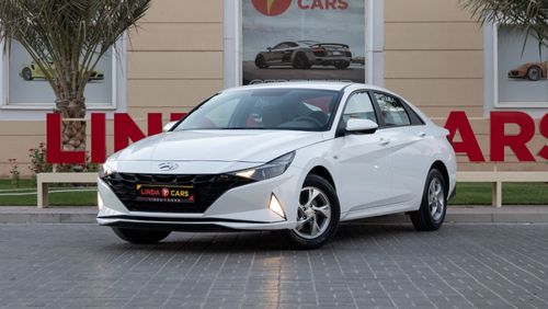 Hyundai Elantra Smart 1.6L Hyundai Elantra 2023 GCC under Agency Warranty with Flexible Down-Payment.