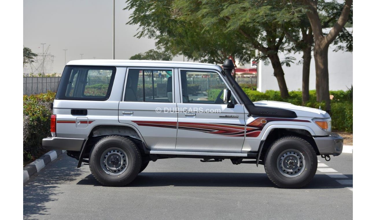 Toyota Land Cruiser Hard Top LC76 LX V8 4.5L Turbo Diesel Manual