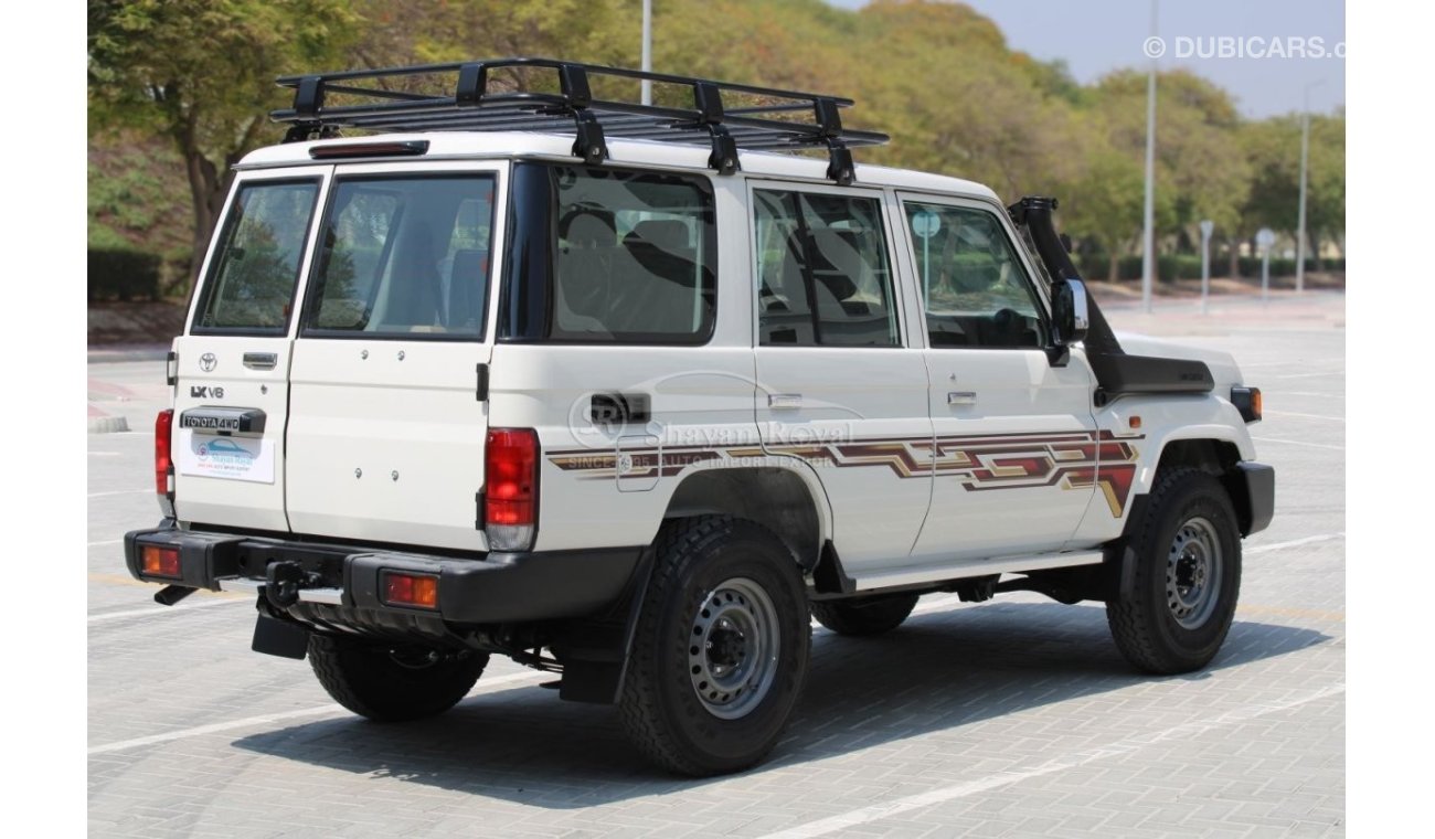 تويوتا لاند كروزر هارد توب LHD LC76 4.5L TDSL-E V8 4WD 5DR 5S MT 2024MY WITH ROOF RAIL