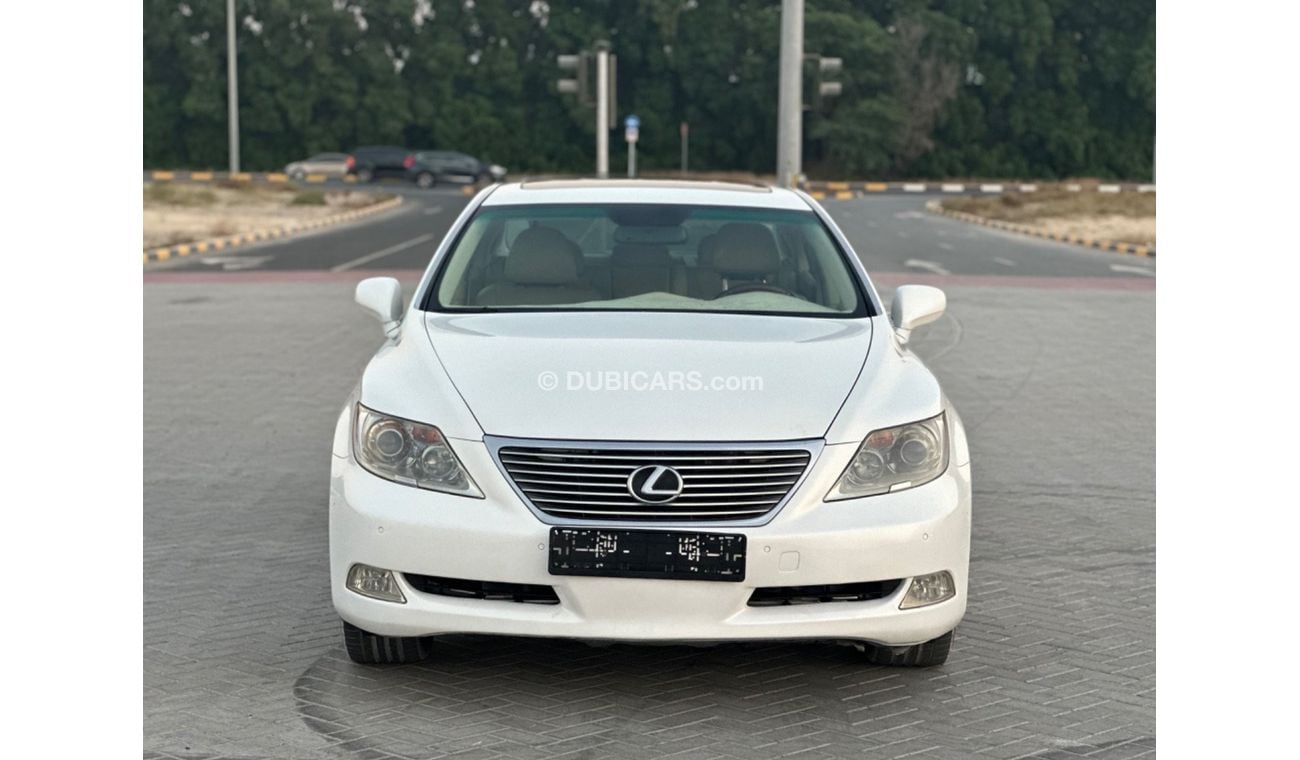 لكزس LS 460 MODEL 2007 car perfect condition inside and outside full option