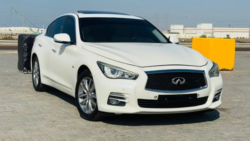 Infiniti Q50 Premium 2.0L