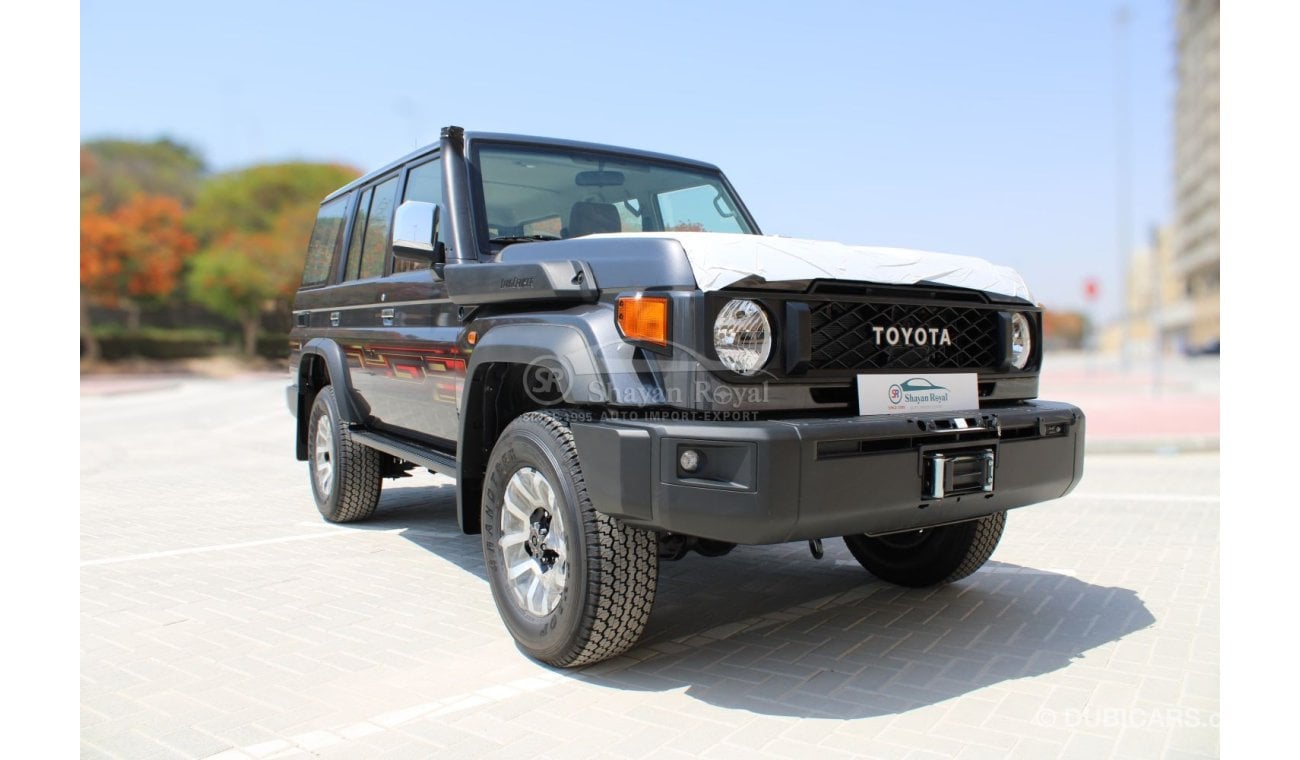 Toyota Land Cruiser Hard Top LC76 2.8L DIESEL 5-DOOR WAGON Z AT_24YM