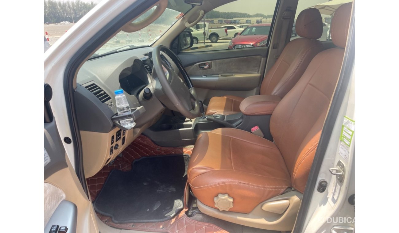Toyota Fortuner GXR TOYOTA FORTUNER  (GCC  _ SPEC) - mobile 2013- VERY GOOD CONDITION