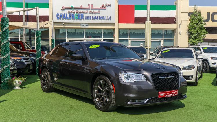 Used Chrysler For Sale In Dubai Uae Dubicars Com