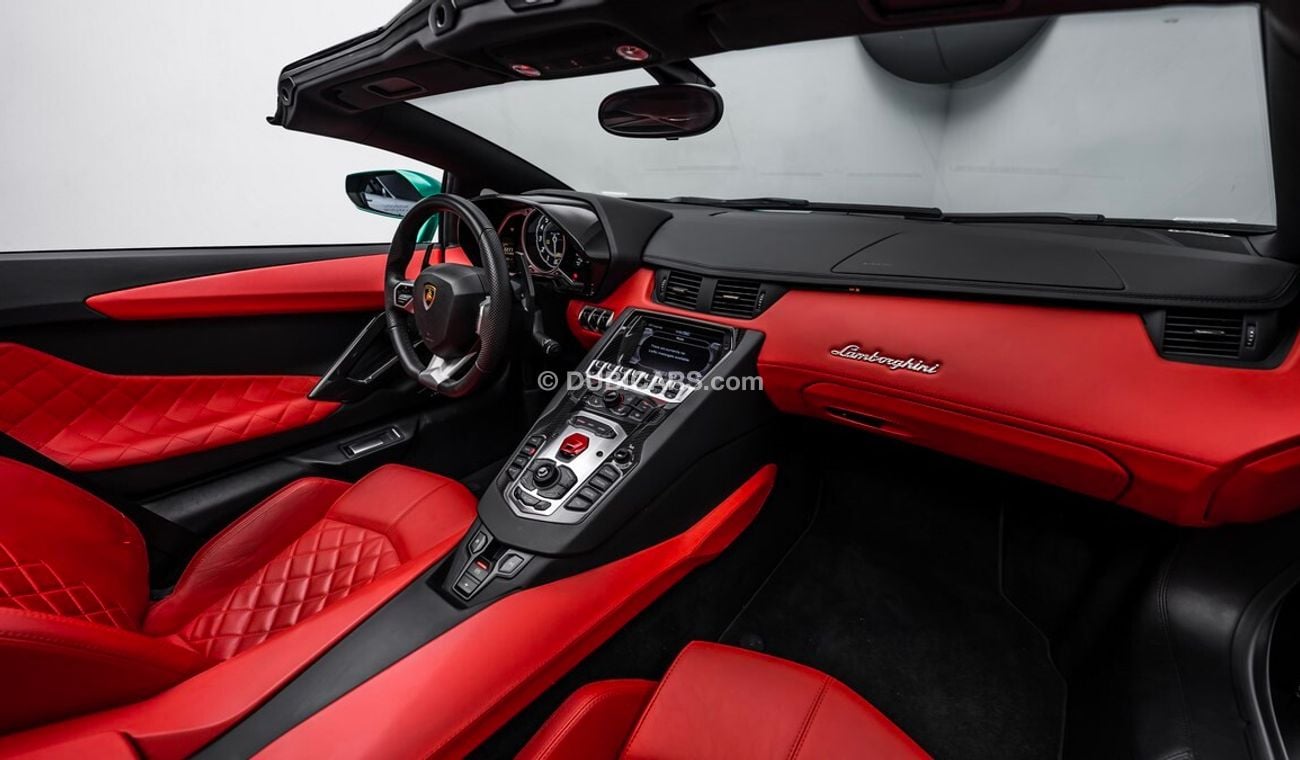 لامبورغيني أفينتادور LP700-4 Roadster 2015 - GCC