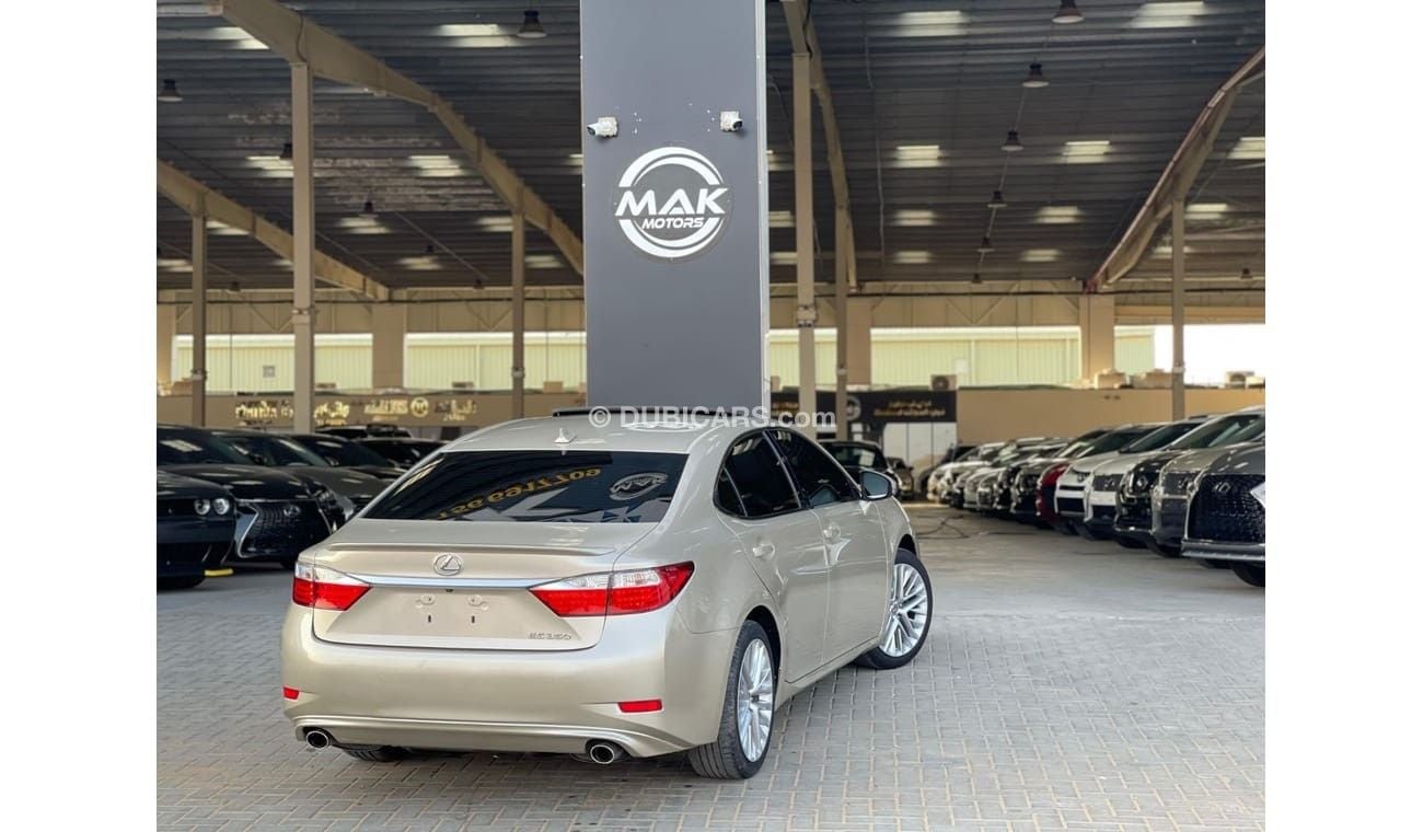 لكزس ES 350 Platinum 3.5L FULL OPTIONS / IN PERFECT CONDITION / SPECIAL GOLDEN COLOR