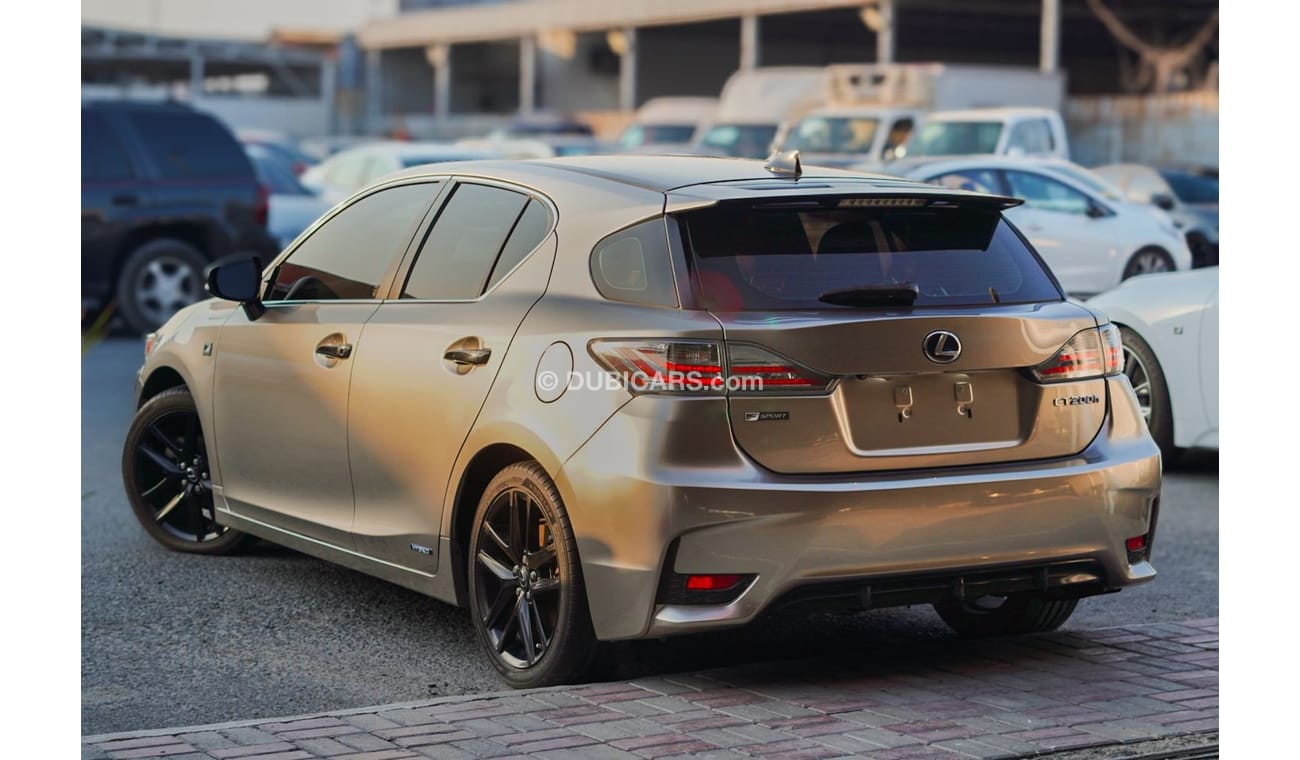 لكزس CT 200h Platinum 1.8L