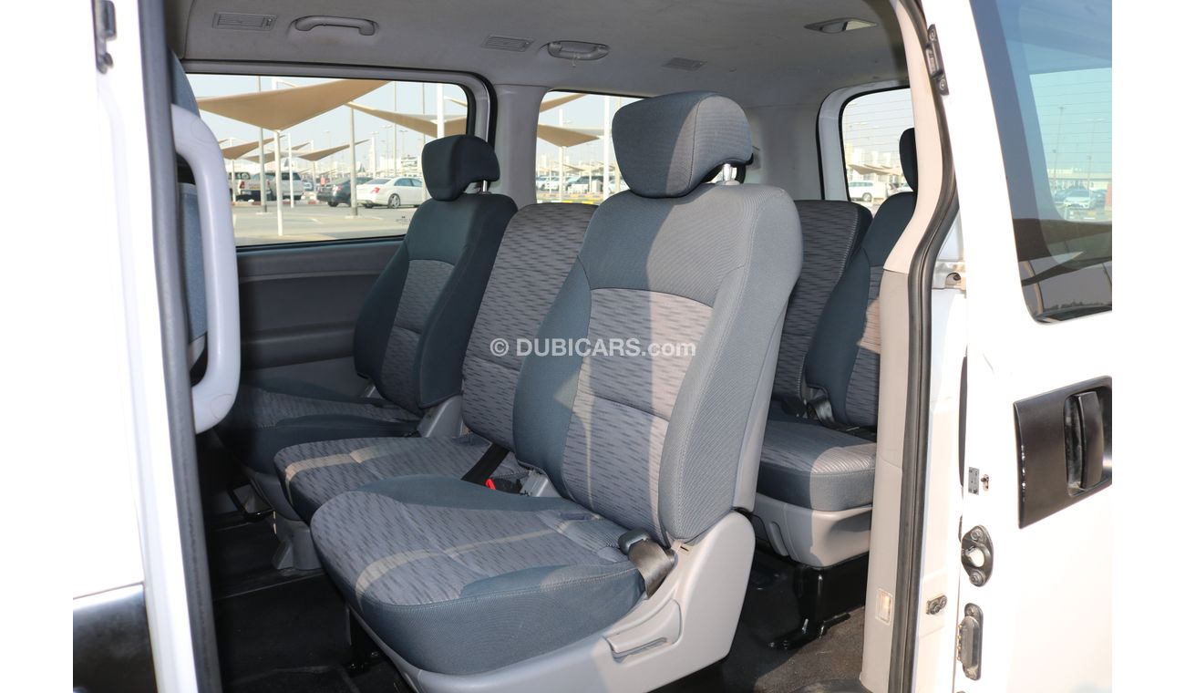 Hyundai H-1 9 SEATER AUTOMATIC PASSENGER BUS