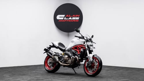 اخرى Ducati Monster 821 2015 - GCC