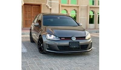 فولكس واجن جولف GTI بحالة ممتازة