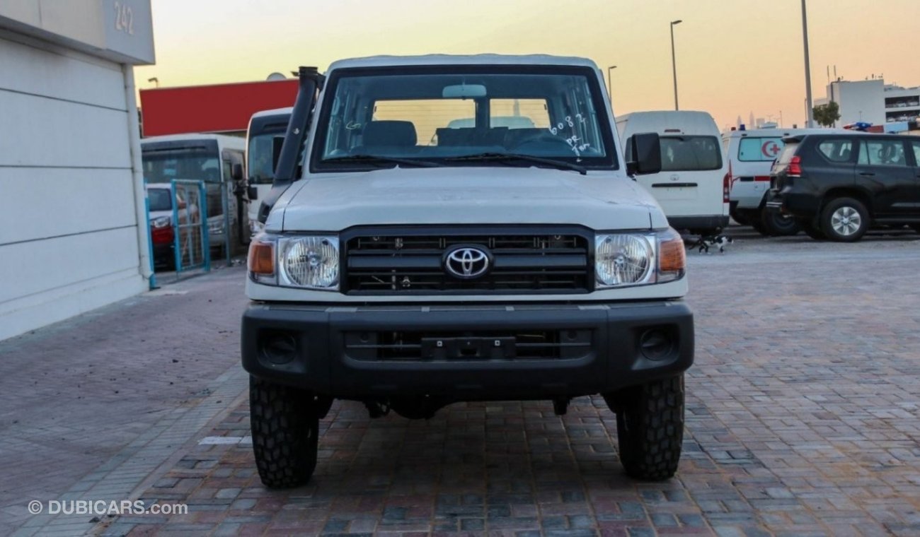 تويوتا لاند كروزر هارد توب TOYOTA LAND CRUISER 4.2L HARDTOP  MT 2024 (Export Only)