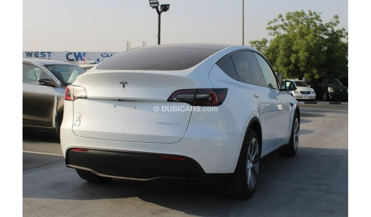 Tesla Model Y 2022 TESLA Y