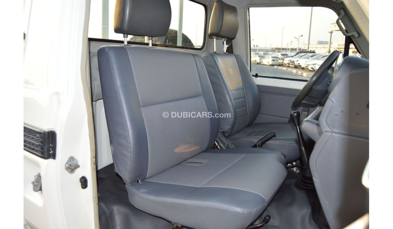 Toyota Land Cruiser Pick Up Single cabin