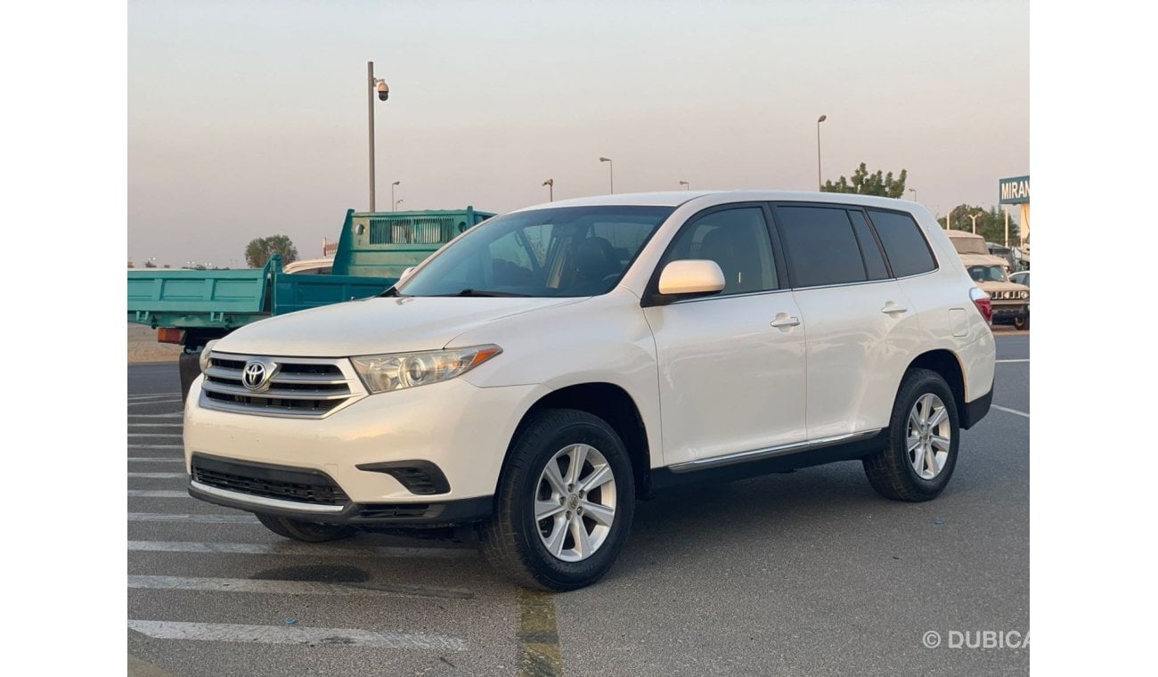 تويوتا هايلاندر 2012 Toyota Highlander LE+ MidOption - 3.5L V6 - 7 Seater - Fully Maintained - 90,000 Mileage