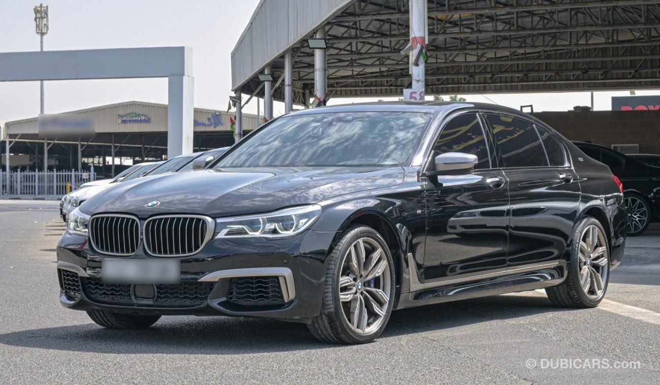 بي أم دبليو 760Li V12