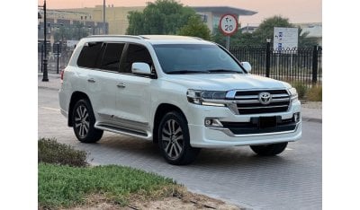 تويوتا لاند كروزر Toyota Land Cruiser 2019 GXR v6 full option