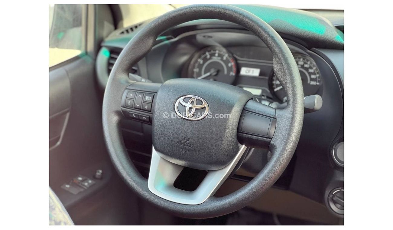 Toyota Hilux S/C 2.7L PTR M/T 4X4 // 2024 // MID OPTION WITH POWER WINDOS // SPECIAL OFFER // BY FROMULA AUTO //