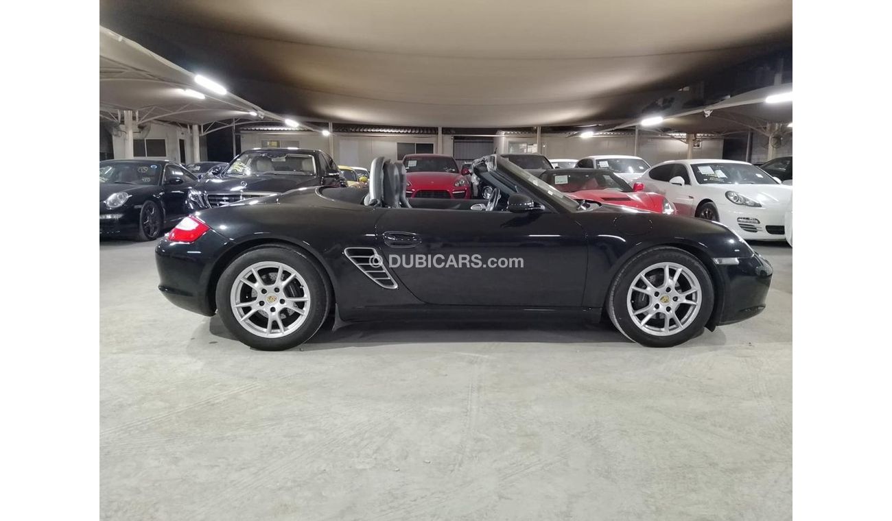 Porsche 718 Boxster 2.7L, WITH MANUAL TRANSMISSION (6MT), SPORTS CHRONO PACKAGE AND MORE.