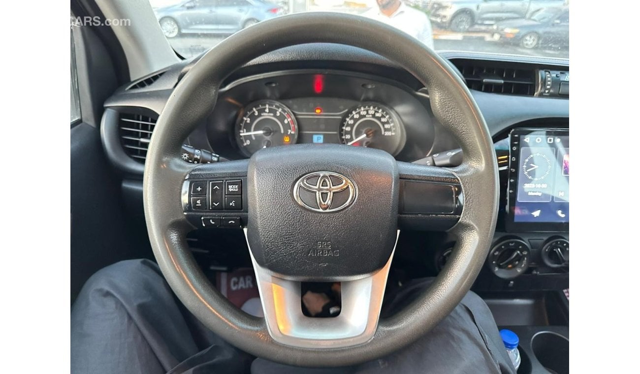 Toyota Hilux S GLX 2.7L 4WD A/T