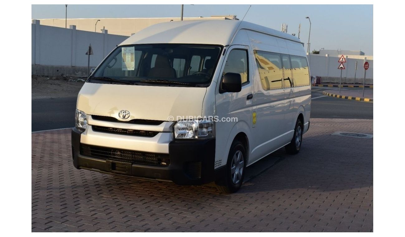 Toyota Hiace 2017 | TOYOTA HIACE | HIGH ROOF | 13-SEATER 4-DOORS | GCC | VERY WELL-MAINTAINED | SPEC