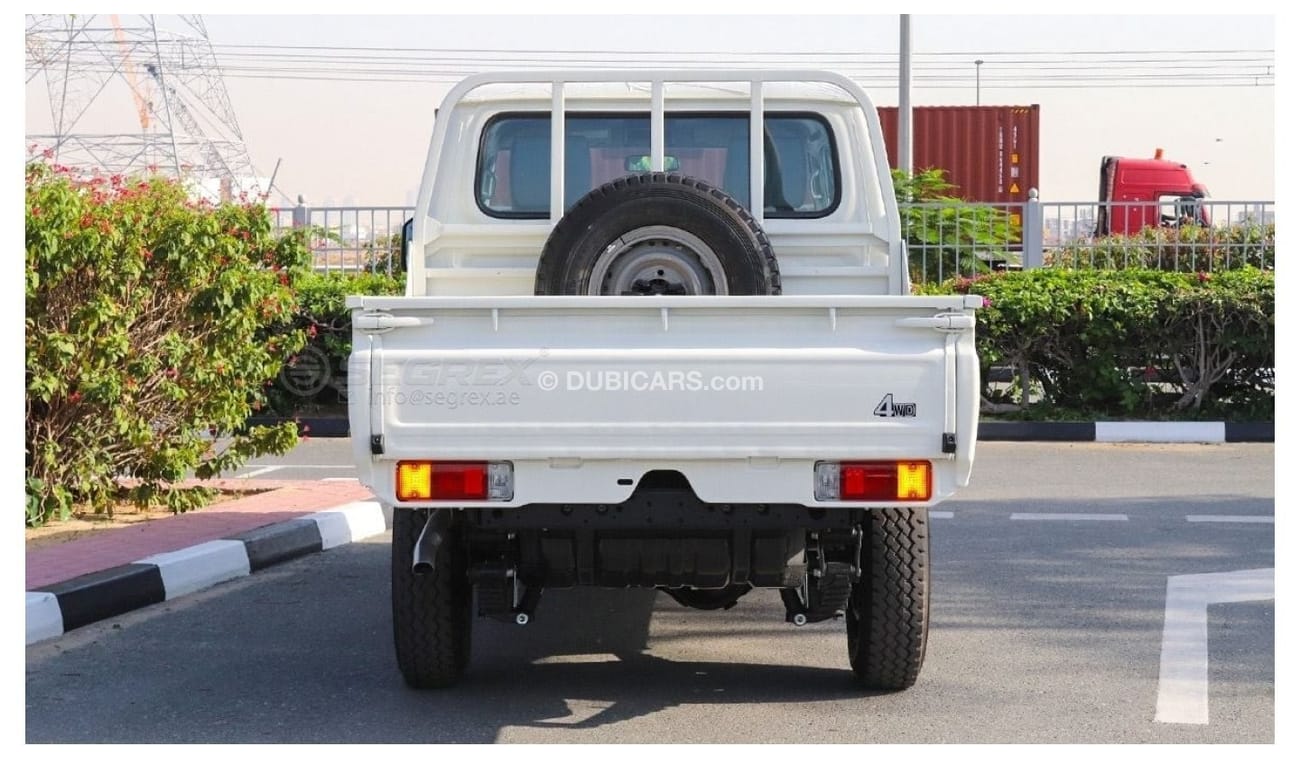 Toyota Land Cruiser Pick Up LC79 DC, 4.2L Diesel, 4WD 5M/T For Export