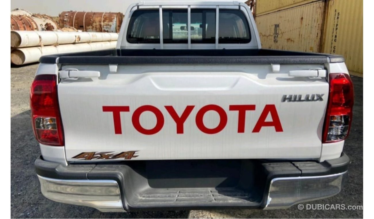 تويوتا هيلوكس 2023 TOYOTA HILUX 2.7L BASICA GASOLINA A/T