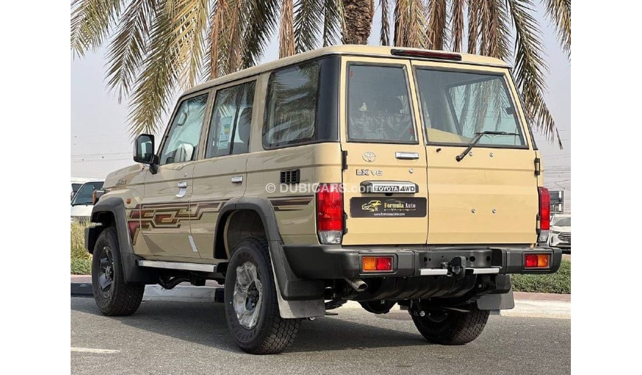 تويوتا لاند كروزر هارد توب LC76 4.0L PTR M/T // 2024 // HIGH OPTION WITH DVD & BACK CAMERA , POWER WINDOWS , COOL BOX // SPECIA