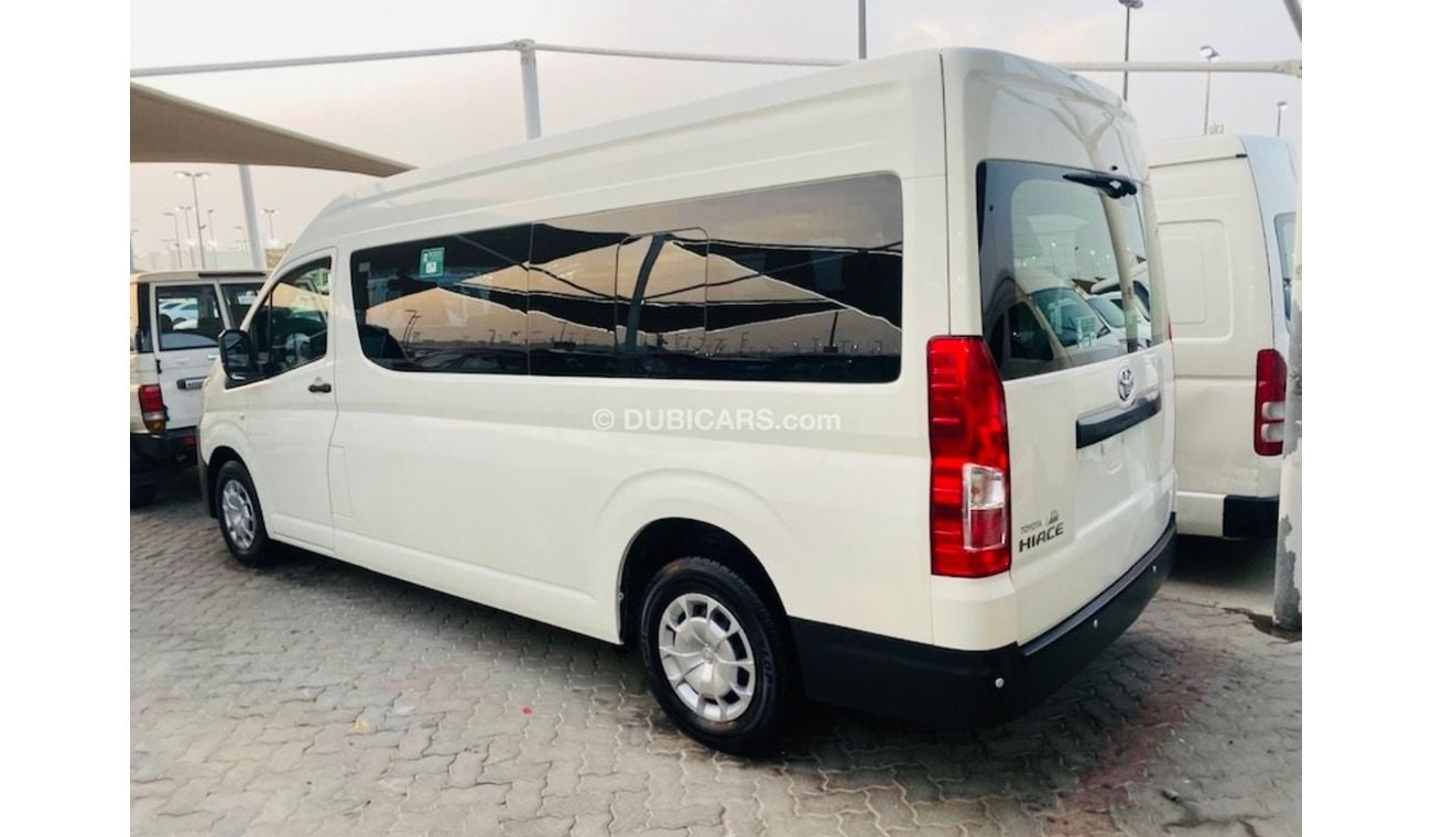 تويوتا هاياس Toyota hiace 2020 high roof passenger white color v6 LHD