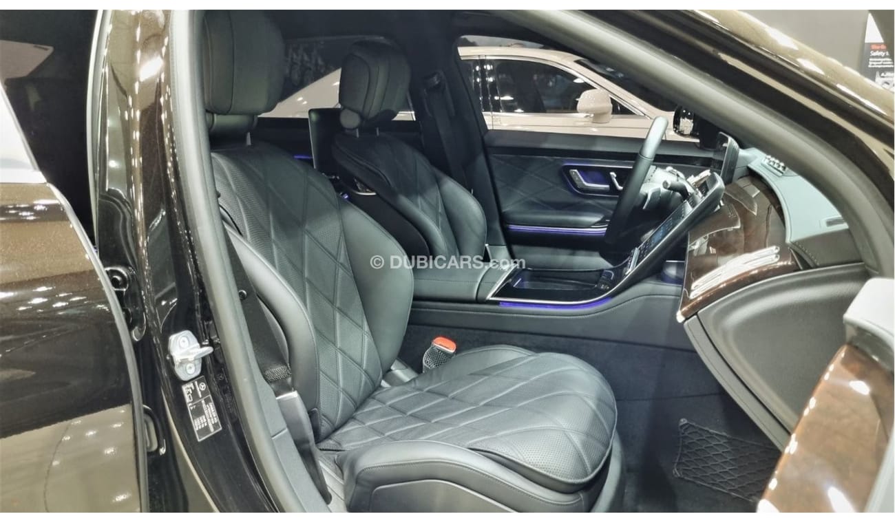 Mercedes-Benz S480 Maybach MAYBACH S480 2021 BLACK IN BLACK IN PERFECT CONDITION ONLY 6000 KM FOR 980K AED