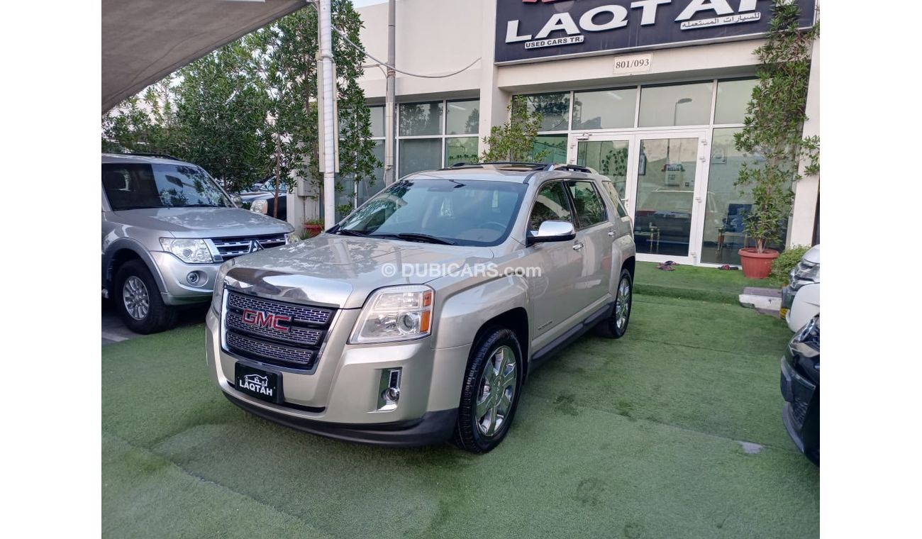 GMC Terrain Model 2013 gulf, radar hatch, leather, cruise control, alloy wheels, sensors, in excellent condition