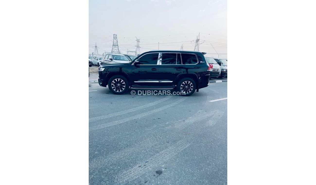 تويوتا لاند كروزر Land Cruiser 2012  facelift 2023 LHD