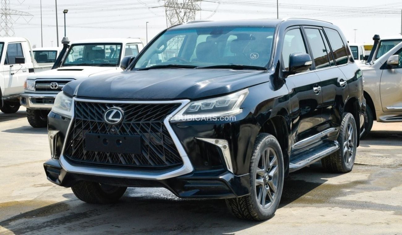 لكزس LX 570 Right hand drive petrol 5.7 V8 petrol Auto facelifted to 2021 TRD design imported no accidents full