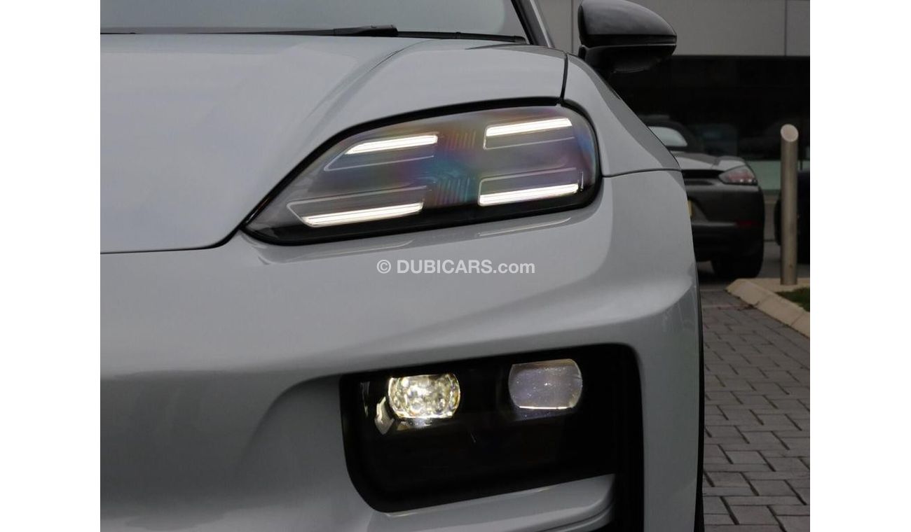 Porsche Macan 470kW Turbo 100kWh RIGHT HAND DRIVE