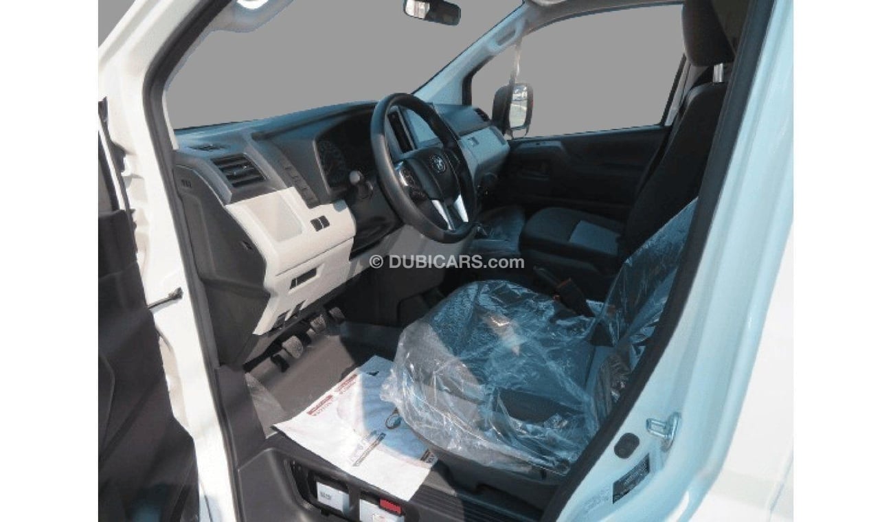 تويوتا هاياس 3.5L PETROL DX MANUAL 13 Seat