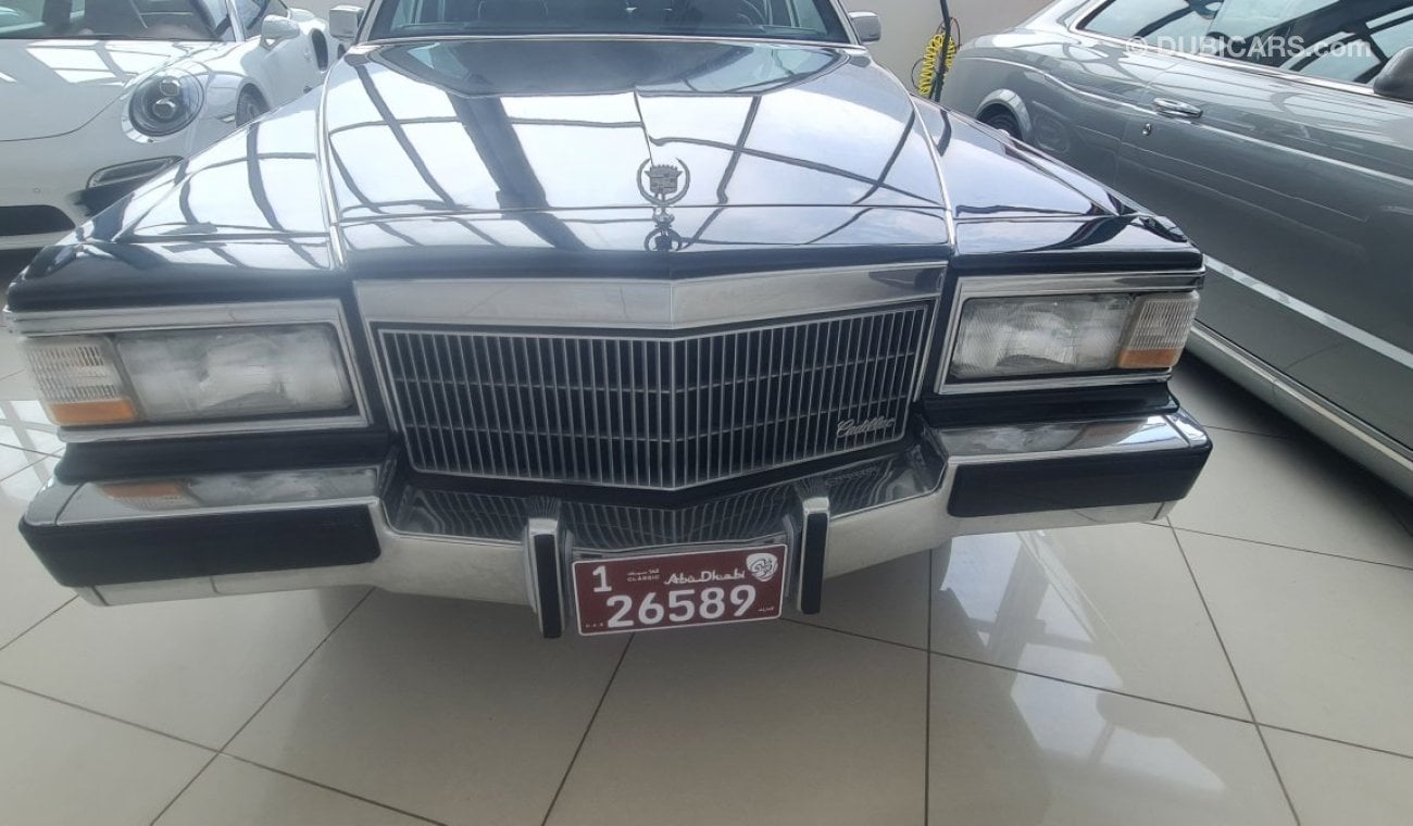 Cadillac Brougham بريغهام