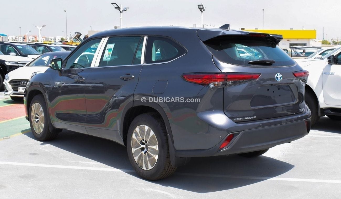 New Toyota Highlander GLE Hybrid 2.5L 2022 for sale in Dubai - 601670