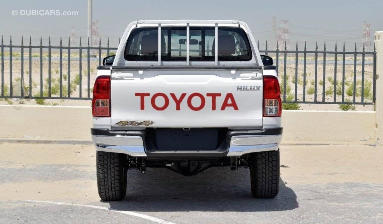 تويوتا هيلوكس TOYOTA HILUX DC 2.7L 4X4 PETROL W/REAR CAMERA A/T MY24 2.7L Petrol 2024