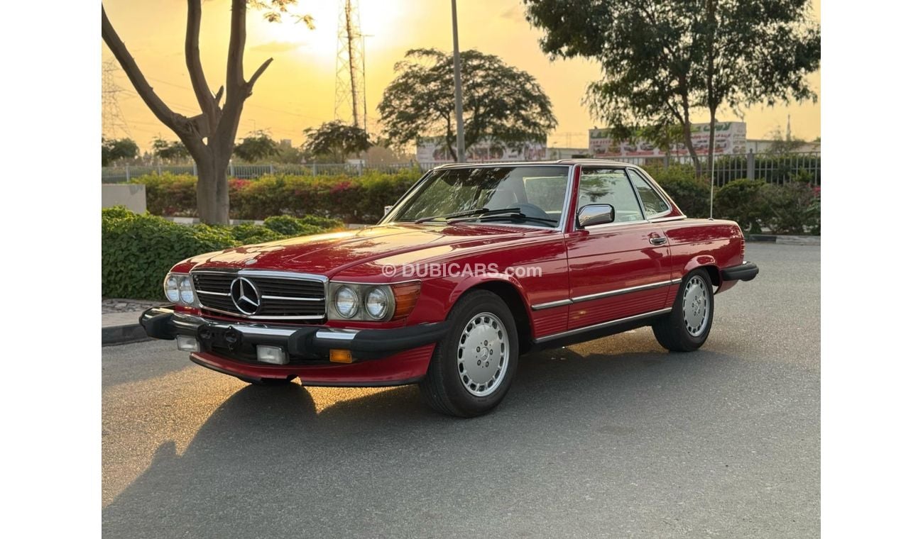 Mercedes-Benz SL 560 GCC SPEC NEAT AND CLEAN