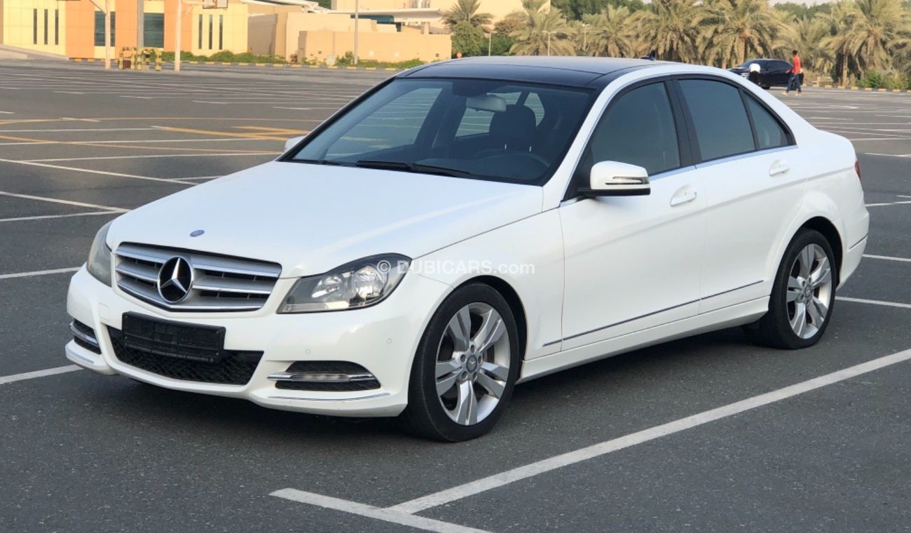 Mercedes-Benz C200