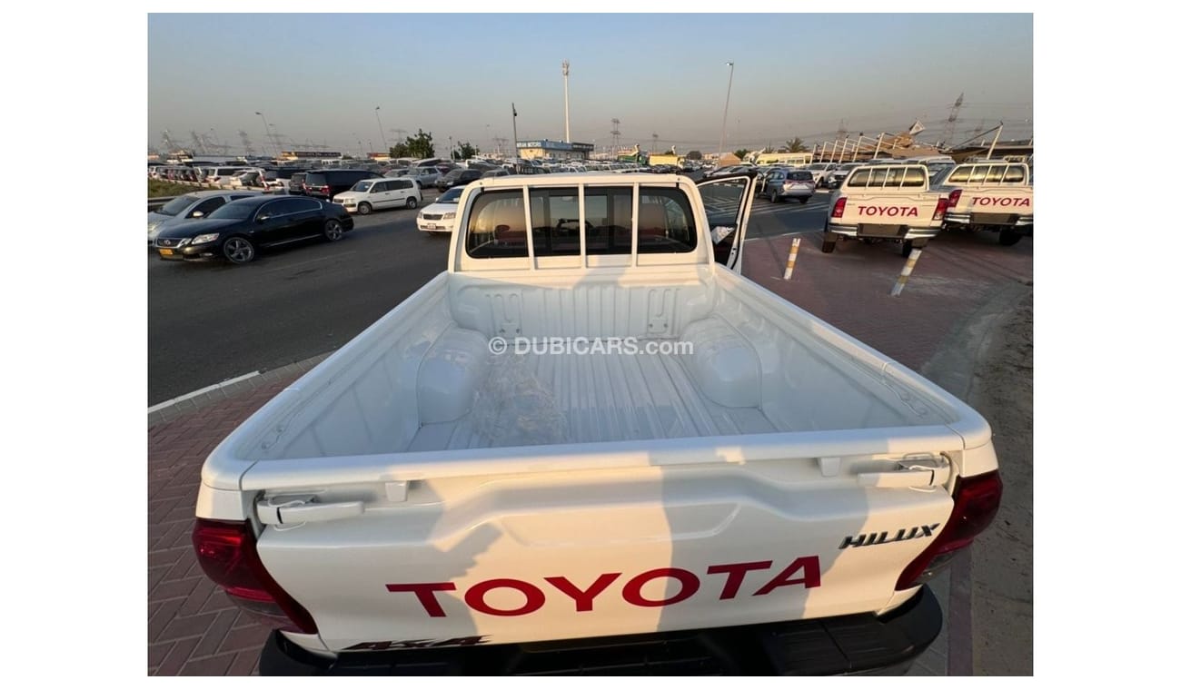 تويوتا هيلوكس Toyota Hilux 4x4 LZ  / AT