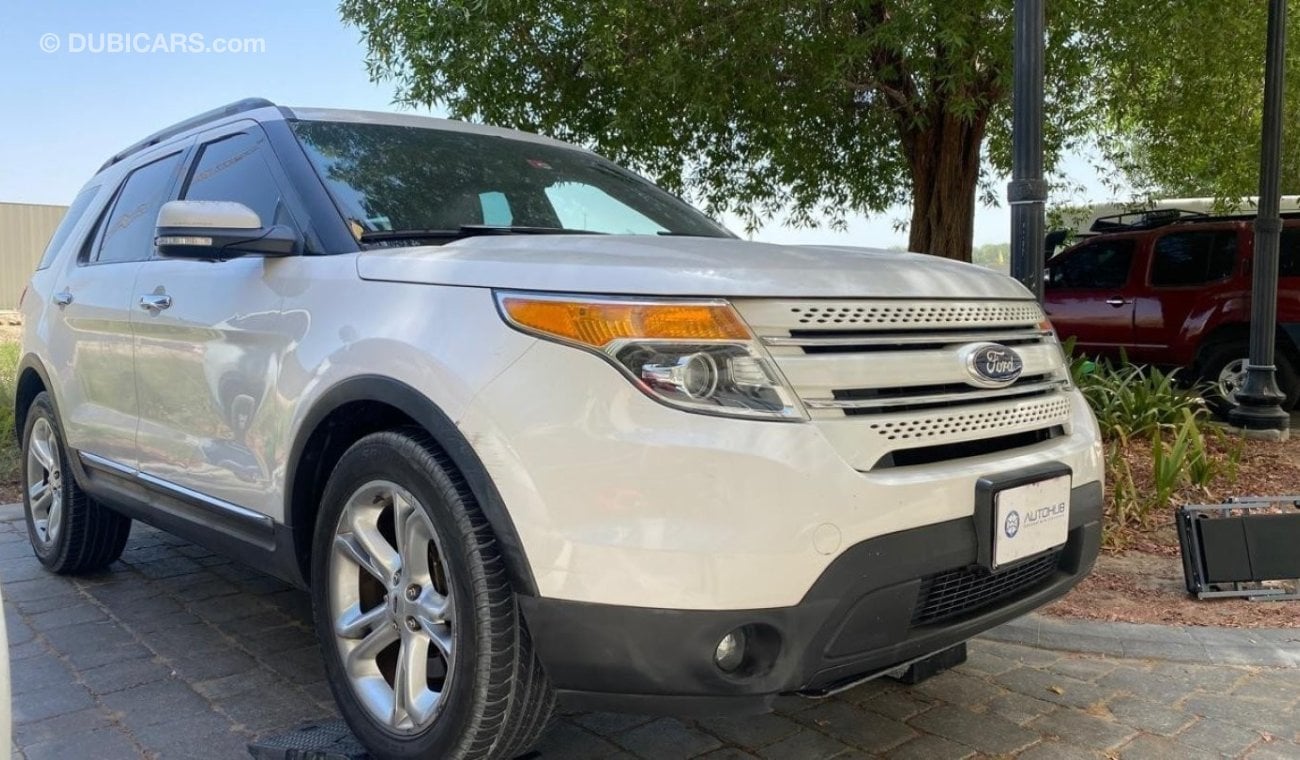 Ford Explorer Limited GCC full service history, single owner