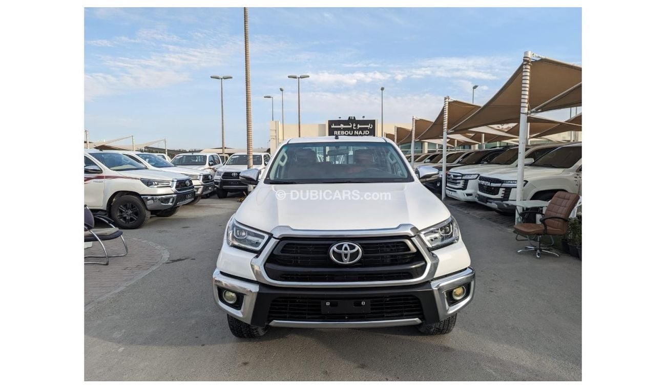 Toyota Hilux 2023 Toyota HILUX GLX (SR5), 4dr Double Cab Utility, 2.7L 4cyl Petrol, Manual, Four Wheel Drive. cle