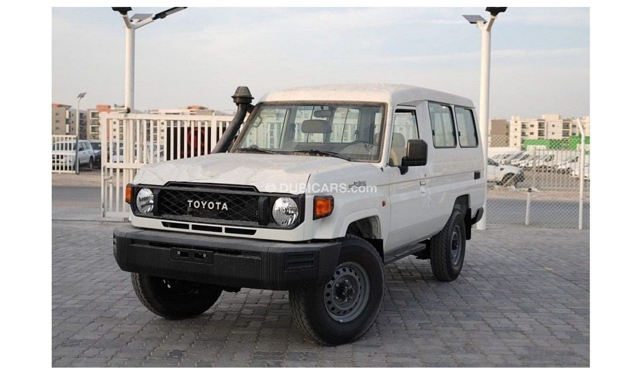 تويوتا لاند كروزر Land Cruiser LC78 Hard Top 4.5L 3doors Diesel MT 2024