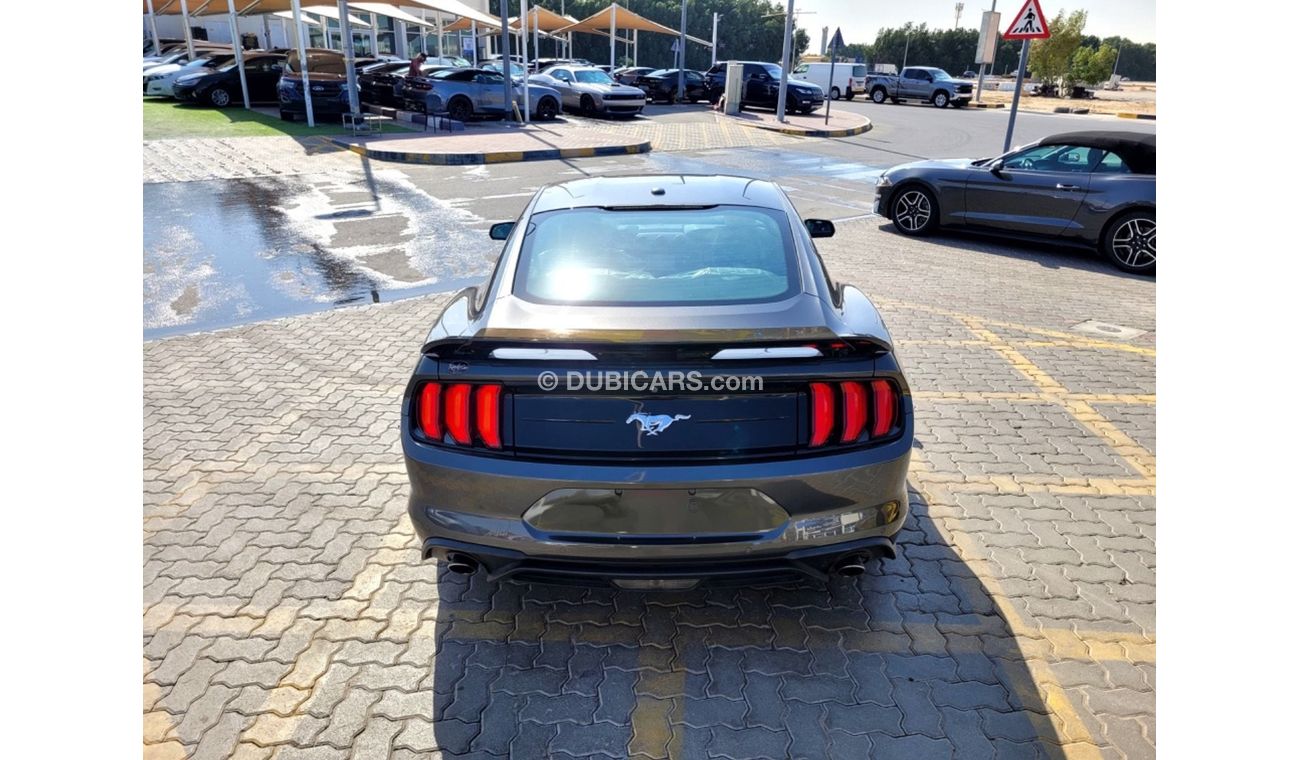 Ford Mustang EcoBoost Premium For salee