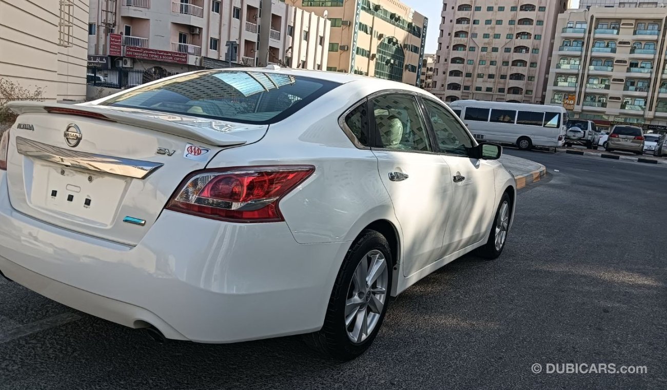 Nissan Altima SV