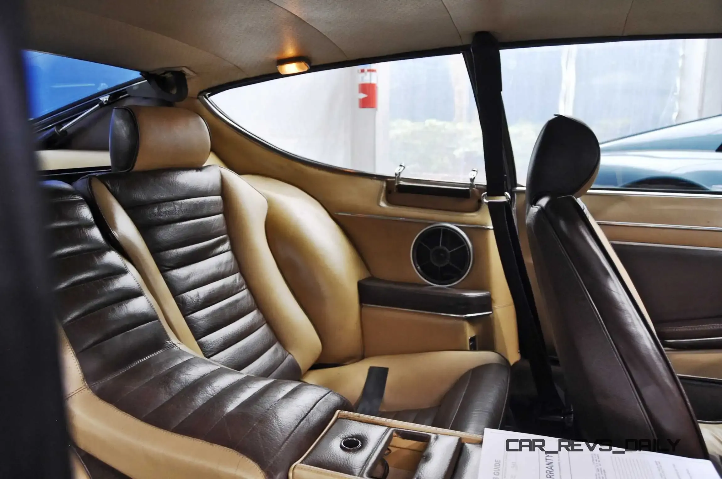 Lamborghini Espada interior - Seats