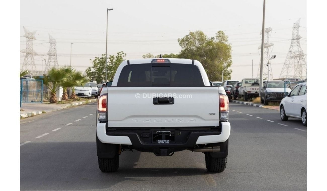 Toyota Tacoma 2022 Toyota Tacoma 3.5 TRD Sport- White inside Black | Export Only