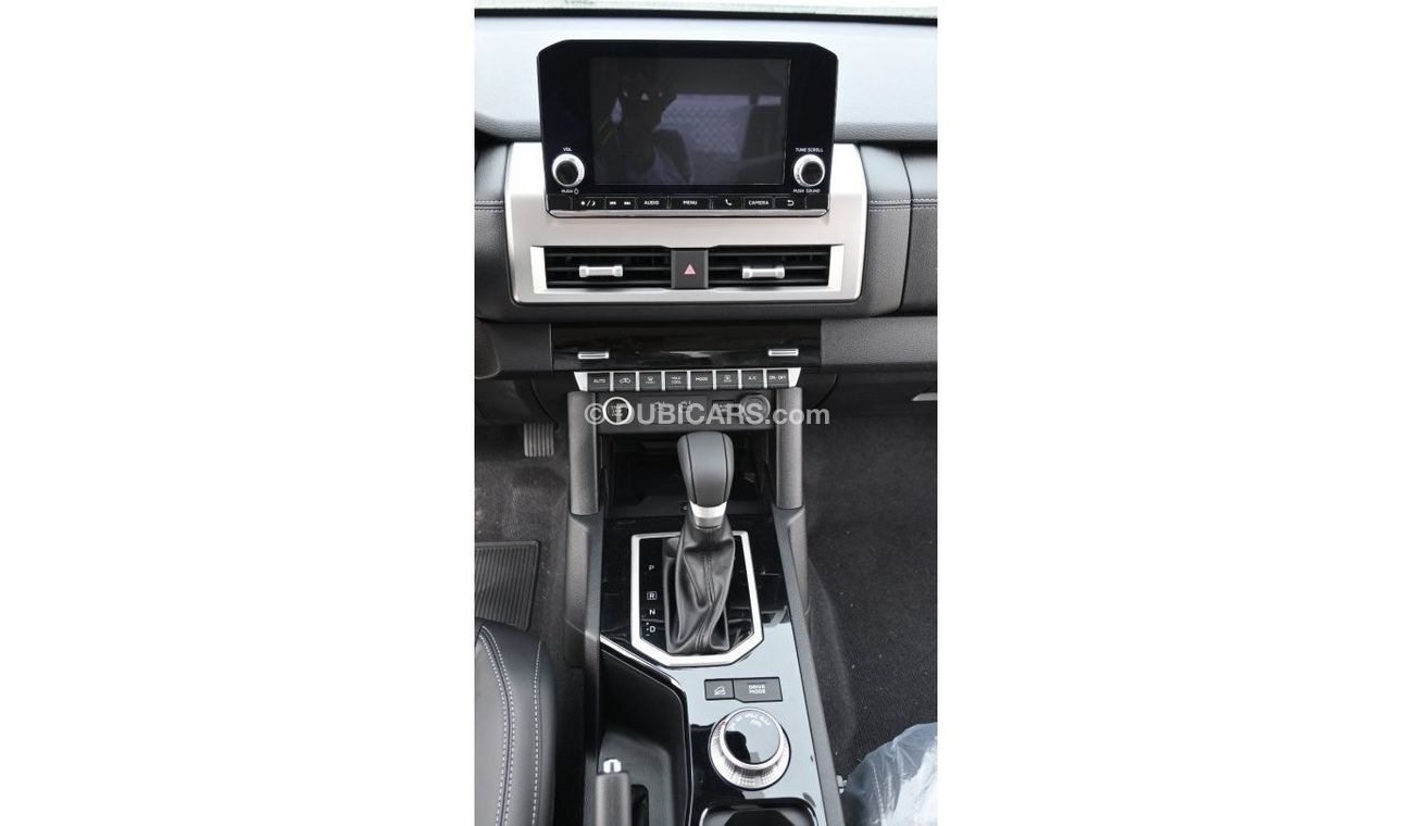 Mitsubishi L200 MITSUBISHI L200 SPORTERO 2.4L DIESEL DCABIN 4WD 6AT CHROME EDITION